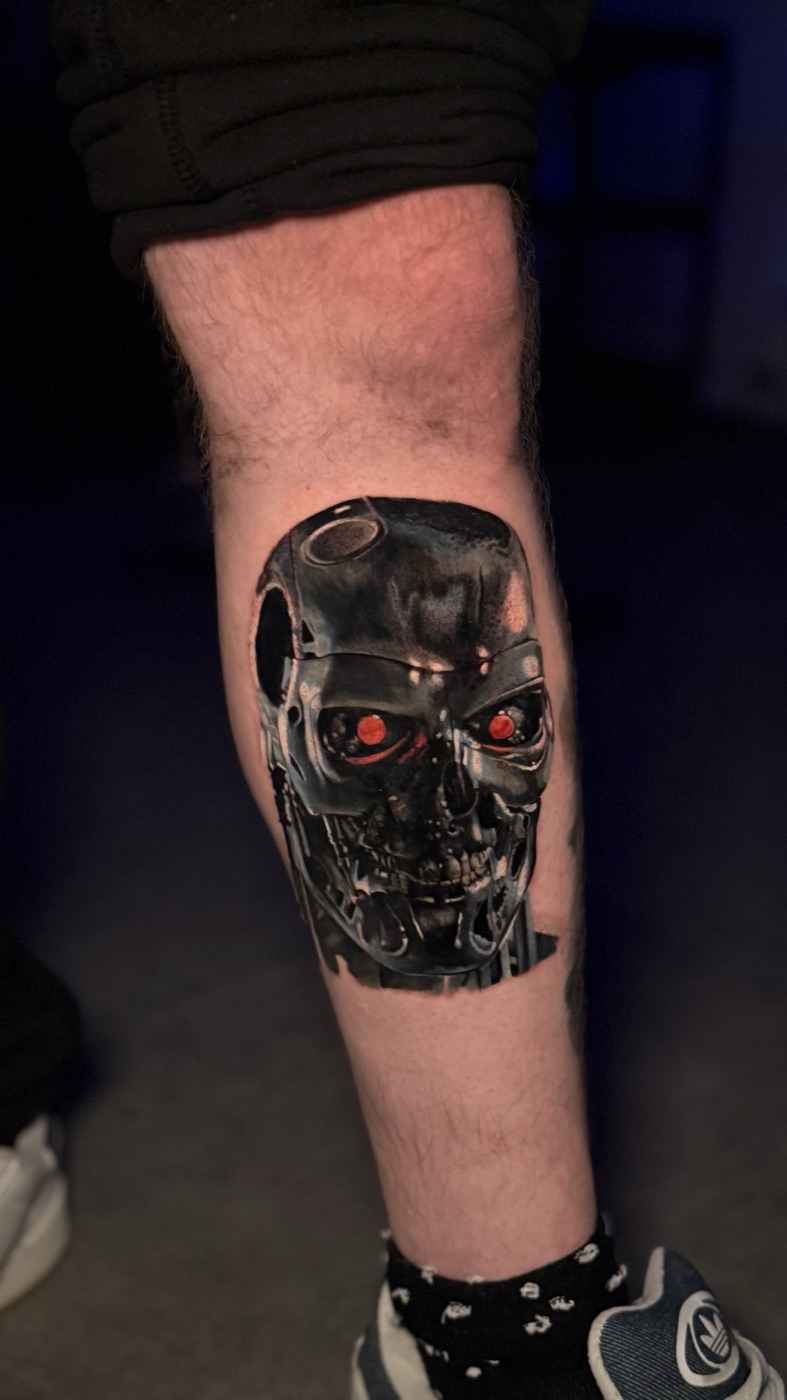 Black&Grey — Terminator na łydce